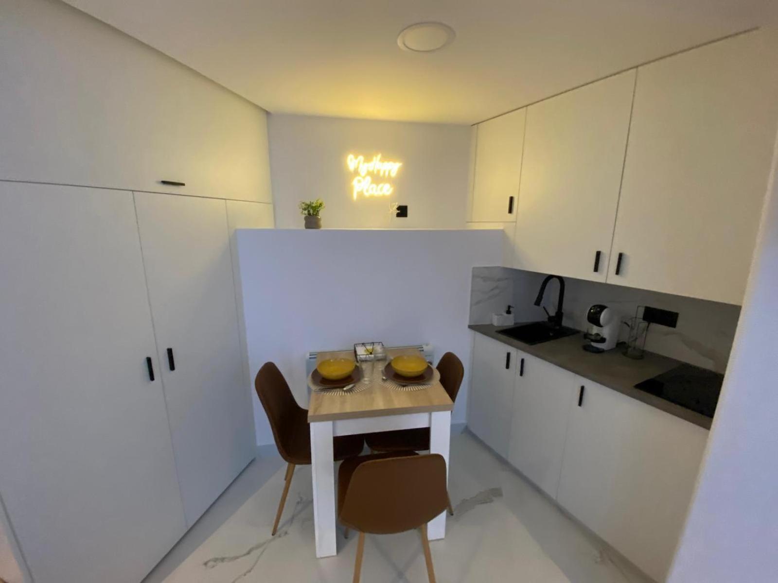 Apartamentos Triple M Malpica Eksteriør billede