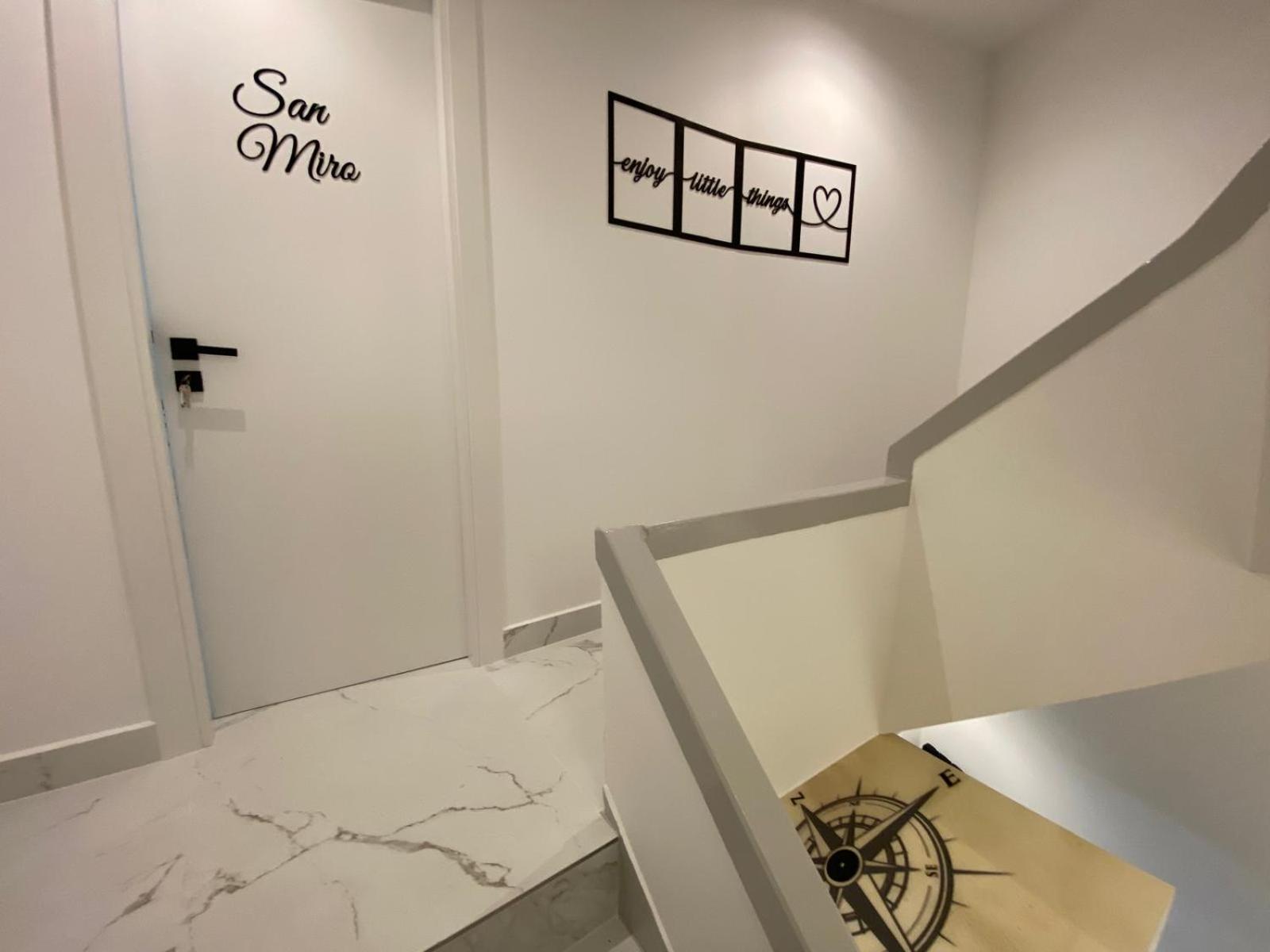Apartamentos Triple M Malpica Eksteriør billede